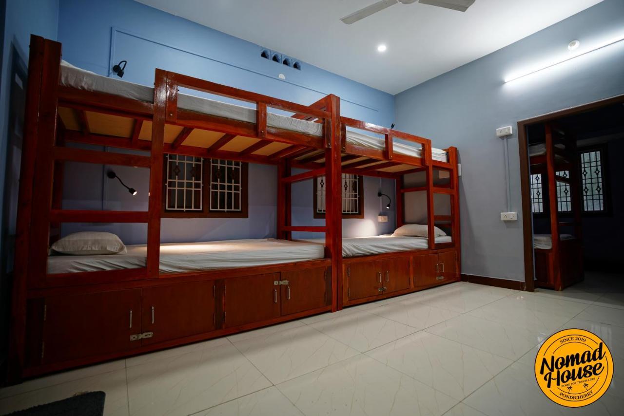 Хостел Nomad House Пондичерри Экстерьер фото