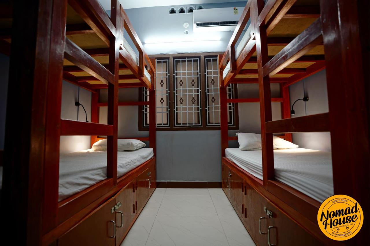 Хостел Nomad House Пондичерри Экстерьер фото