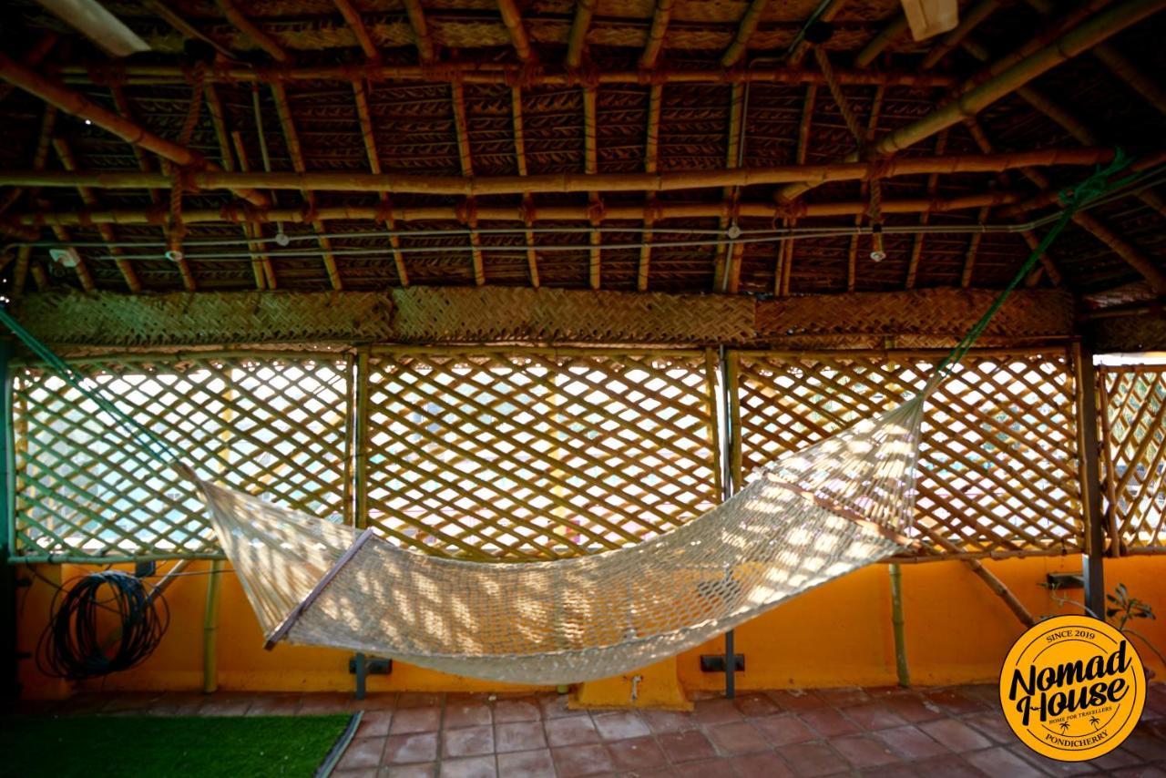 Хостел Nomad House Пондичерри Экстерьер фото