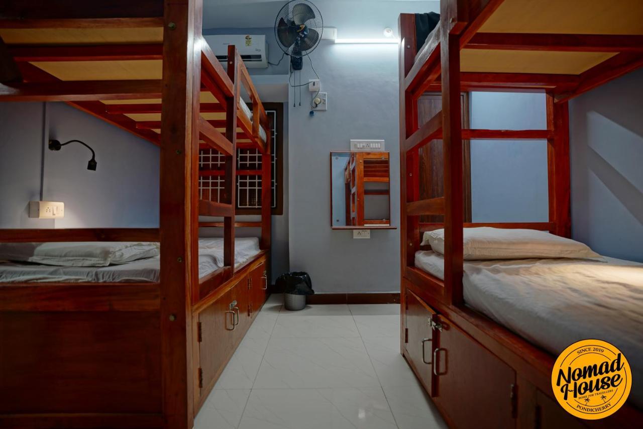 Хостел Nomad House Пондичерри Экстерьер фото